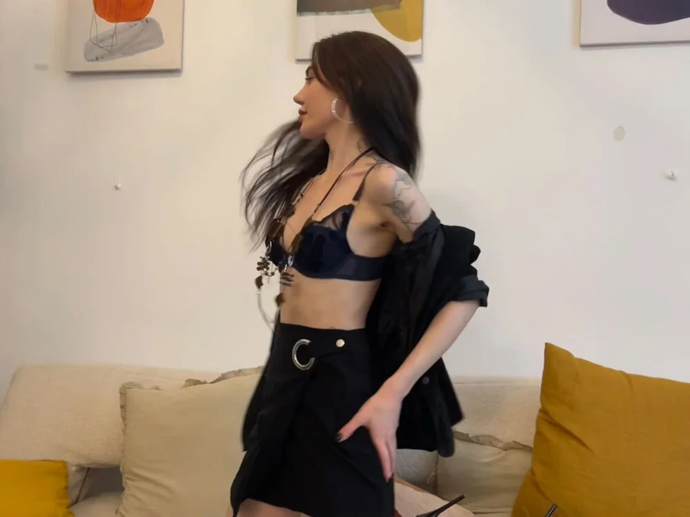 Offline XXX chat modela Sara_Tranquil