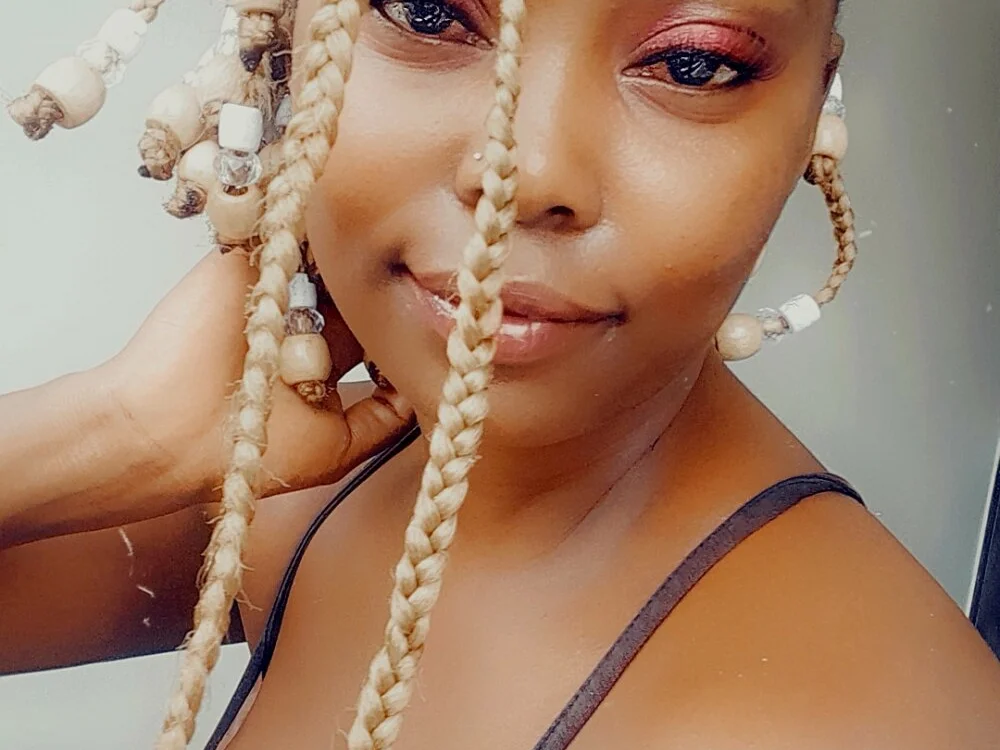 แชท XXX ออฟไลน์ของ LittleDirtyslutt