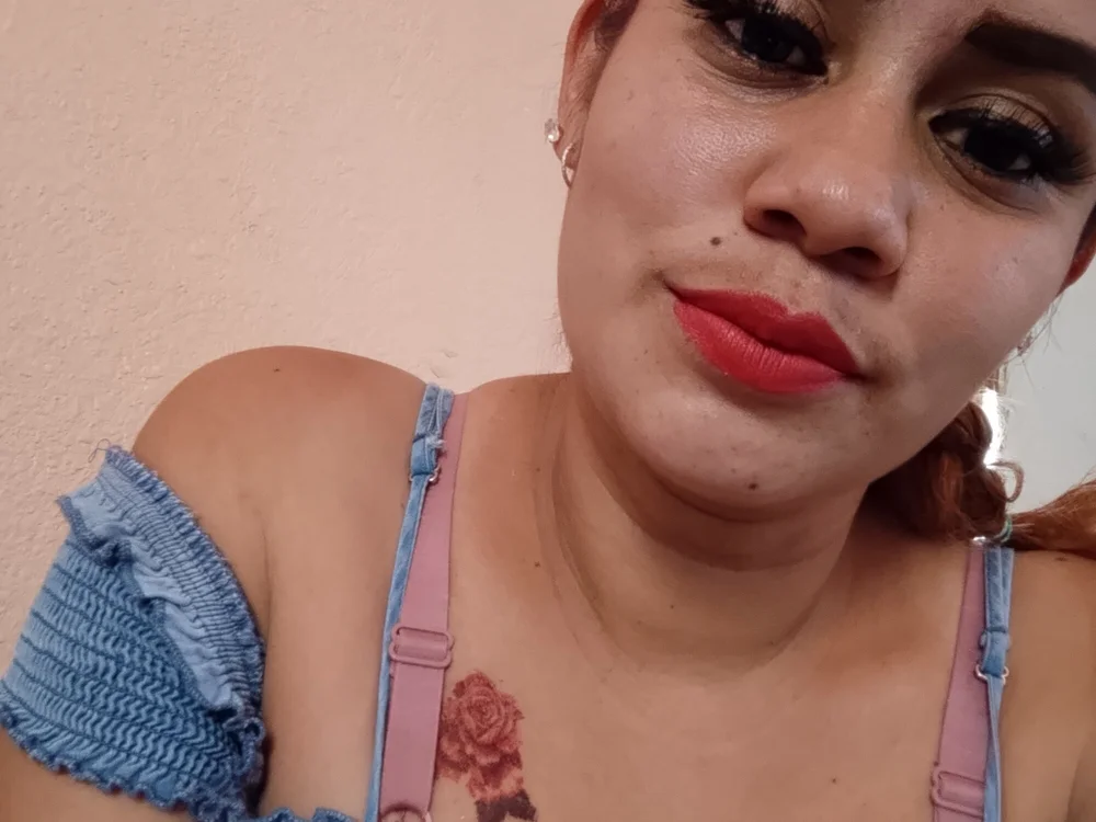 EstrellaFugas1's Offline XXX Chat