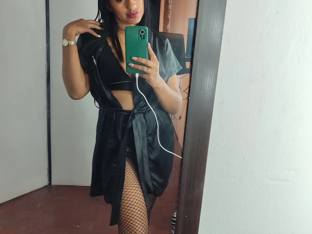 violetasex_18's Offline XXX Chat
