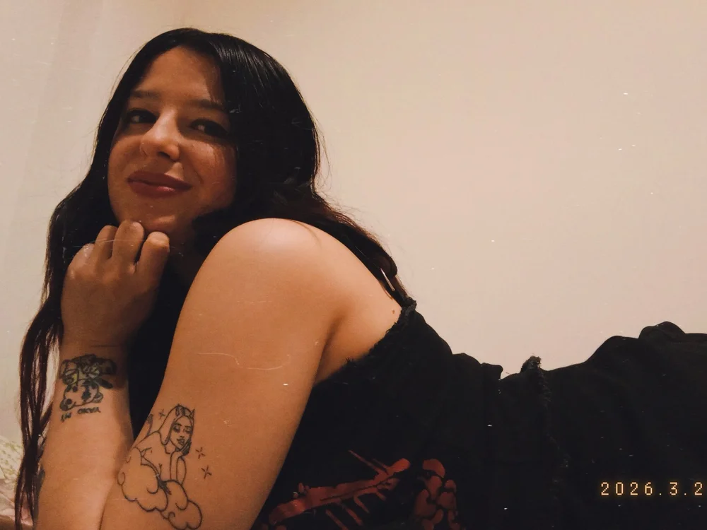 EmmaWillow Offline XXX-chat