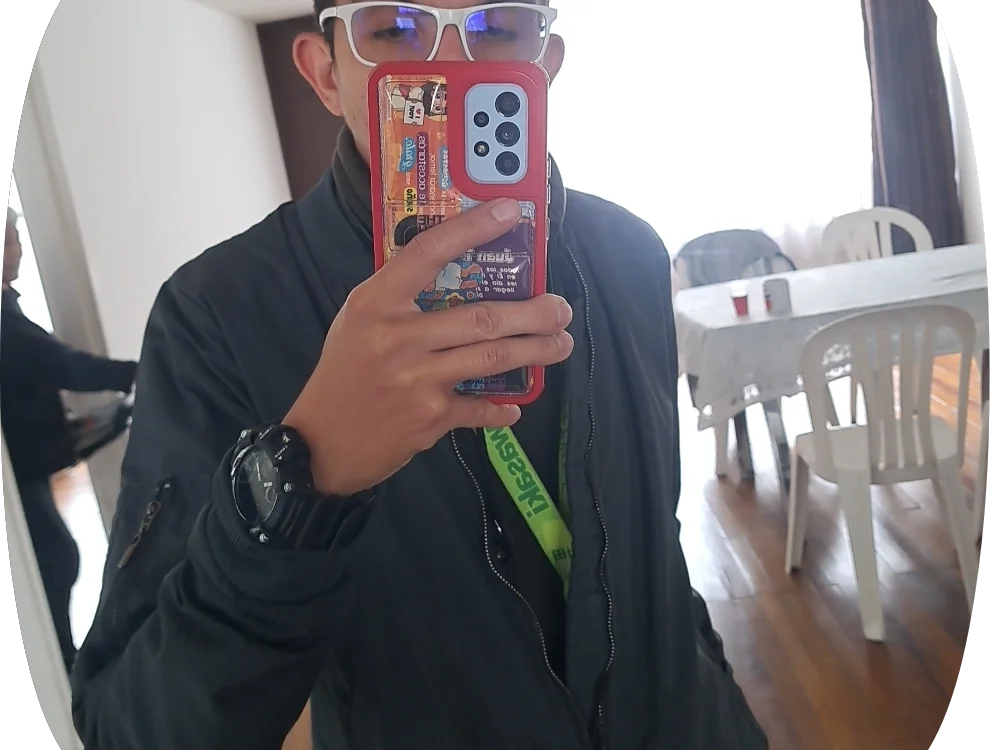 Andyblakee30's Offline XXX Chat