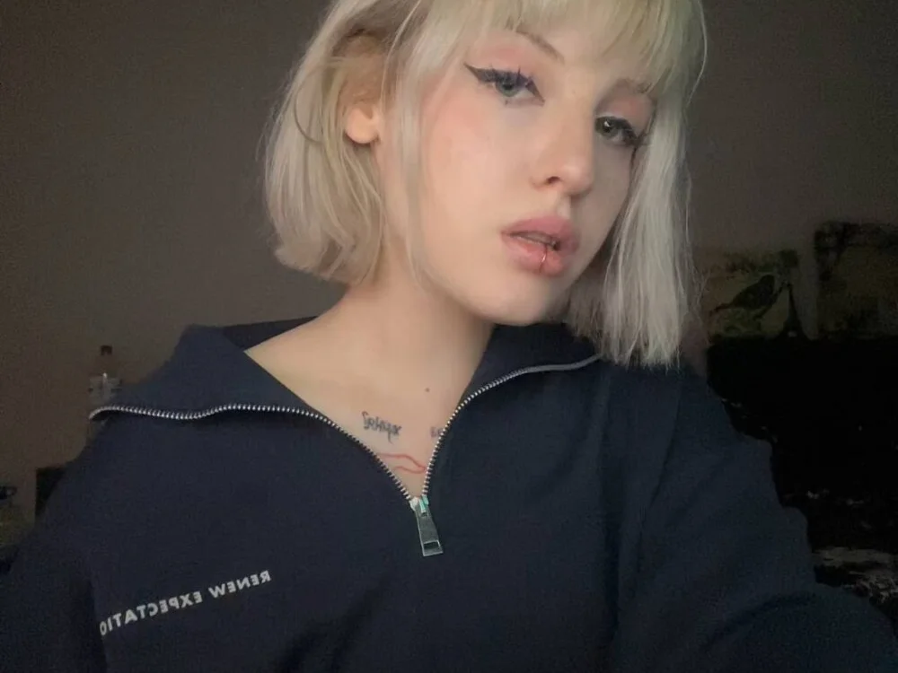 no_1dea Chat XXX Ngoại tuyến