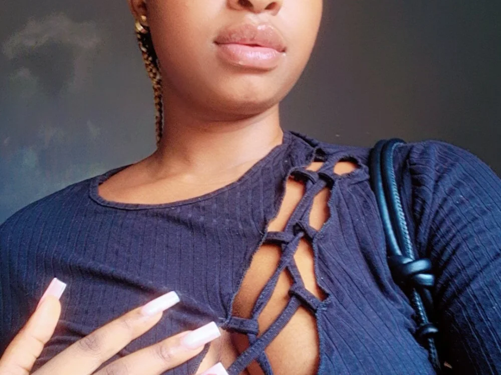 SexypuppyX 离线XXX聊天