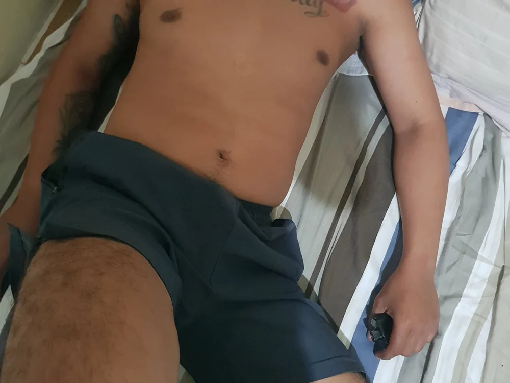 KYLLY2323's Offline XXX Chat
