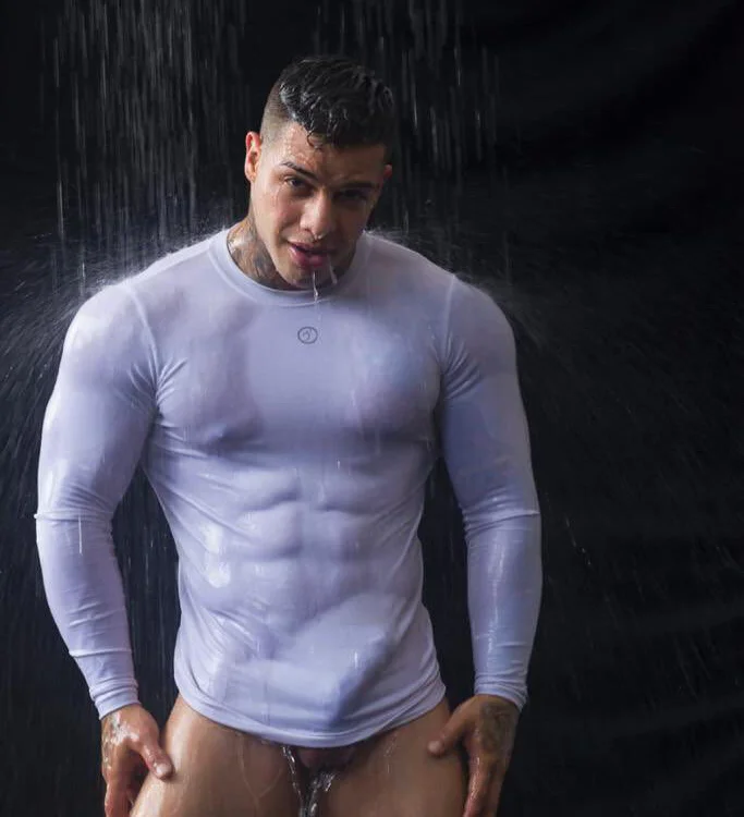 Marck_Mathews Adlı Modelin Çevrimdışı XXX Sohbeti