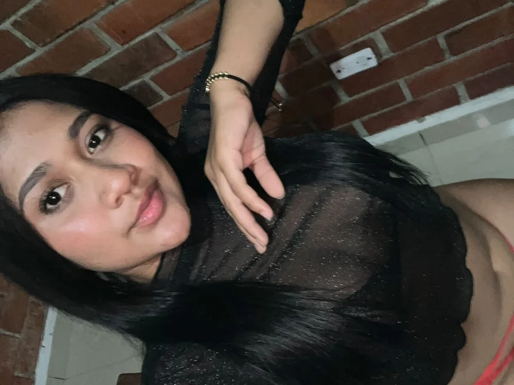 Viioleta__brown's Offline Chat Room