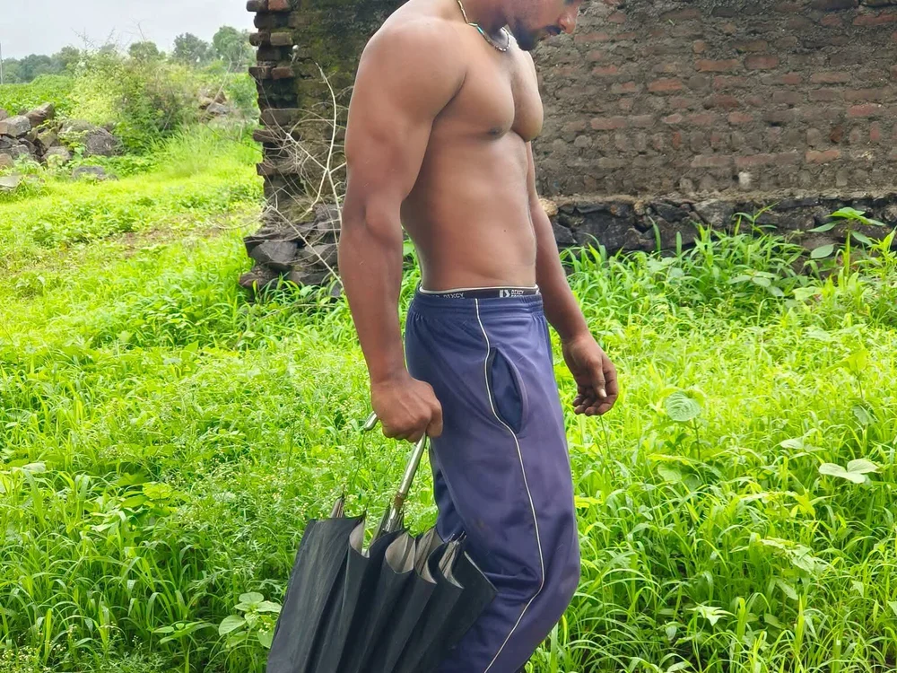 Priya4806