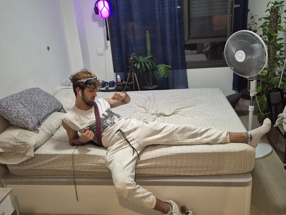 demonicdaddy5055's Offline Chat Room