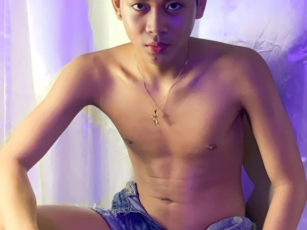 Chatroom XXX hors ligne de AsianCuteGuy21