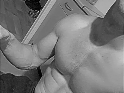 Profile thumbnail for Bigwhitedick8989