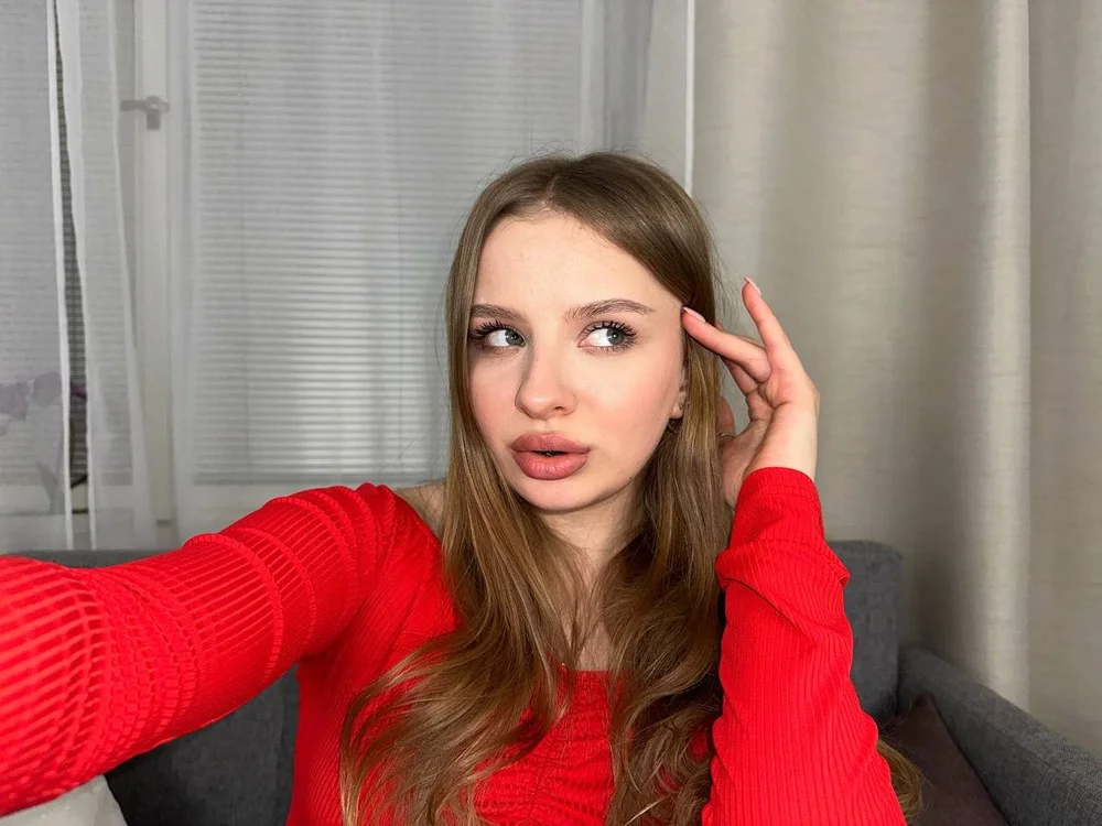 BellaBlazee offline chatrum