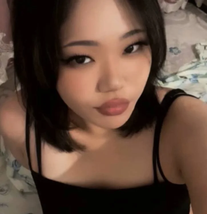 sakura_yukii's Offline XXX Chat