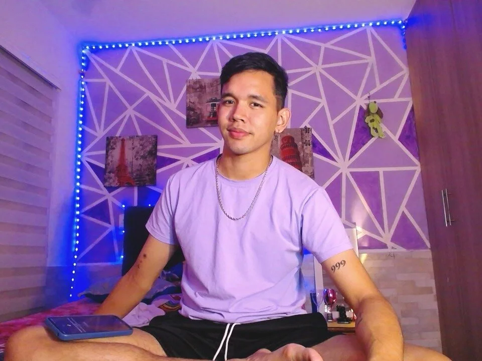 jeremytonner Adlı Modelin Çevrimdışı XXX Sohbeti