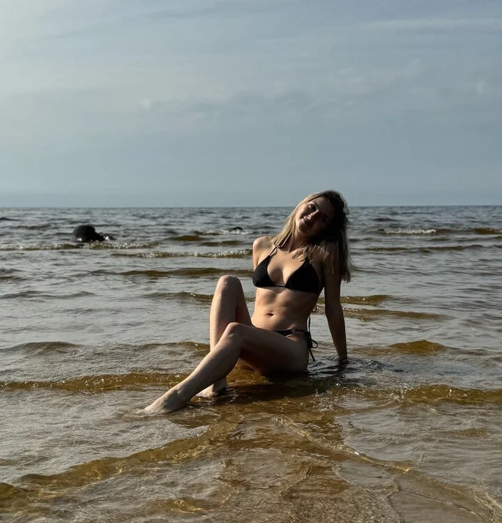 Chatroom XXX hors ligne de Mally_Say