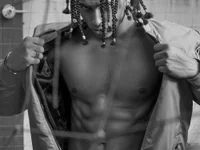 Модель Kris_Khalifa69