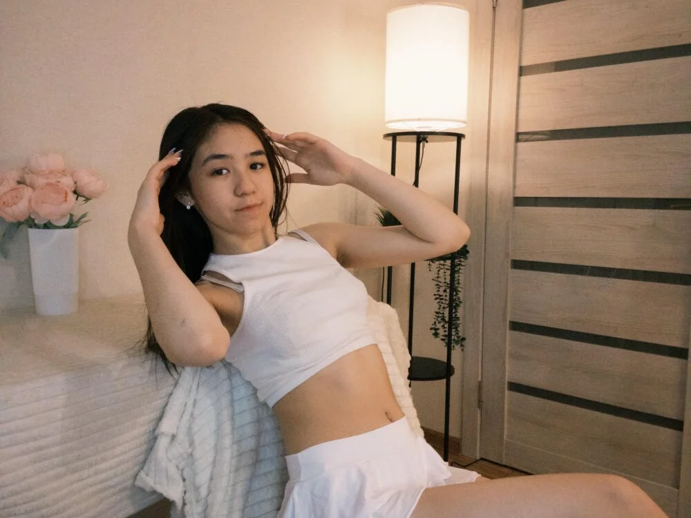 KiraAbling: офлайн-секс-чат