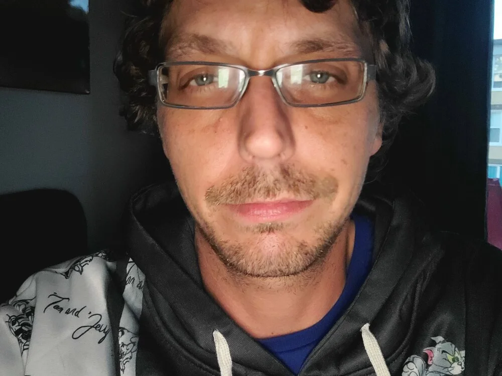 دردشة redtoyanal الجنسية دون اتصال