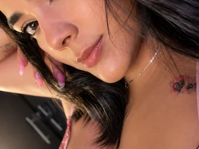 lucy2606 anteprima della webcam