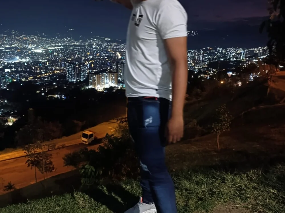 Mau_Berrio offline chatrum