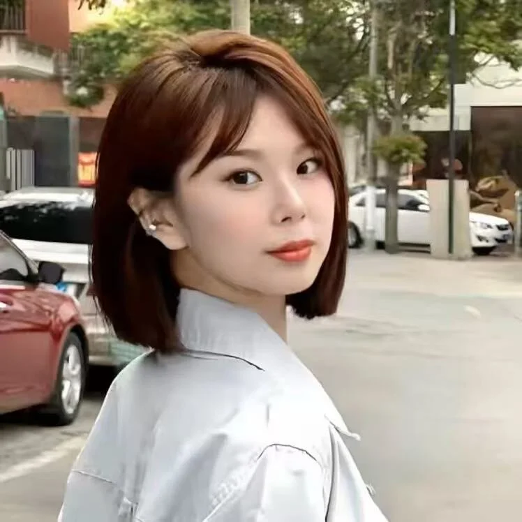 Emmie767's Offline XXX Chat