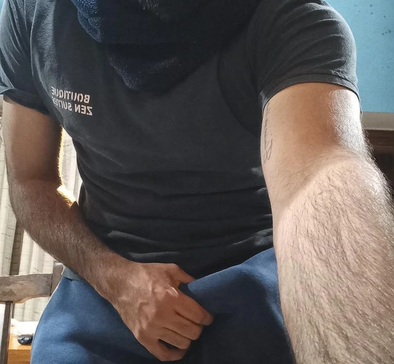 tuagustin21's Offline XXX Chat