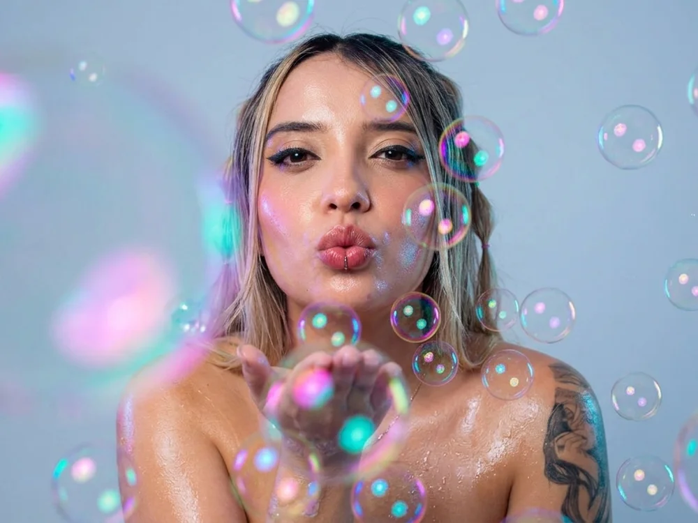 دردشة _Ninasanz الجنسية دون اتصال