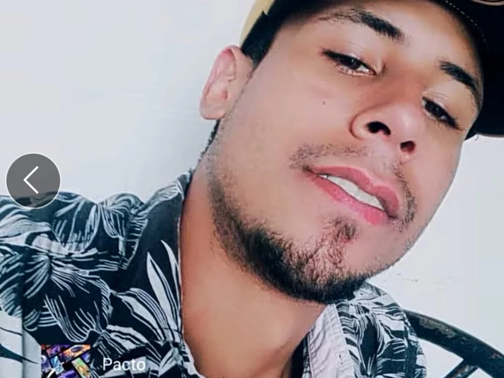 Aronmx's Offline XXX Chat