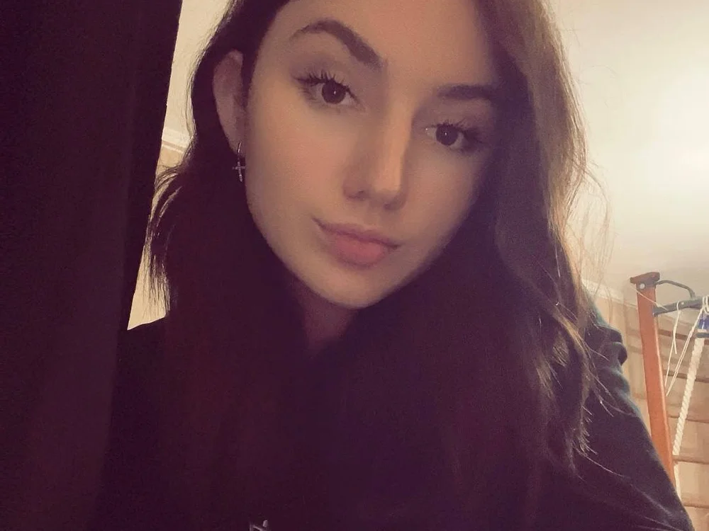 MarianGriscom's Offline Chat Room