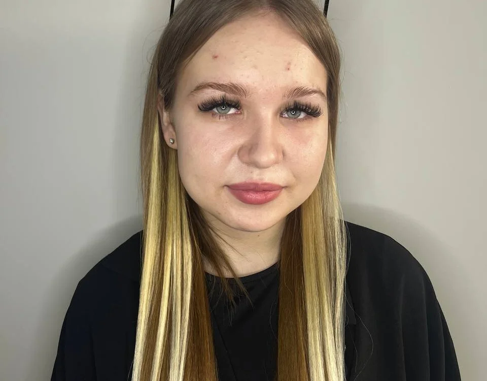 Helleween's Offline Chat Room