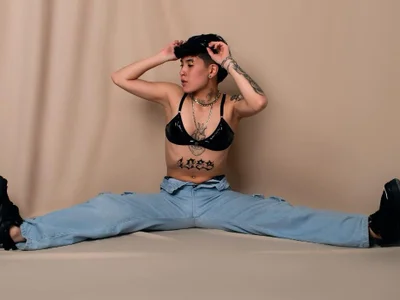 Michelledeluca - Girl 