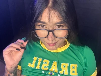 Lexxiee - Girl 