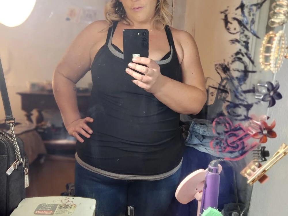 thicknjuicyyy's Offline XXX Chat