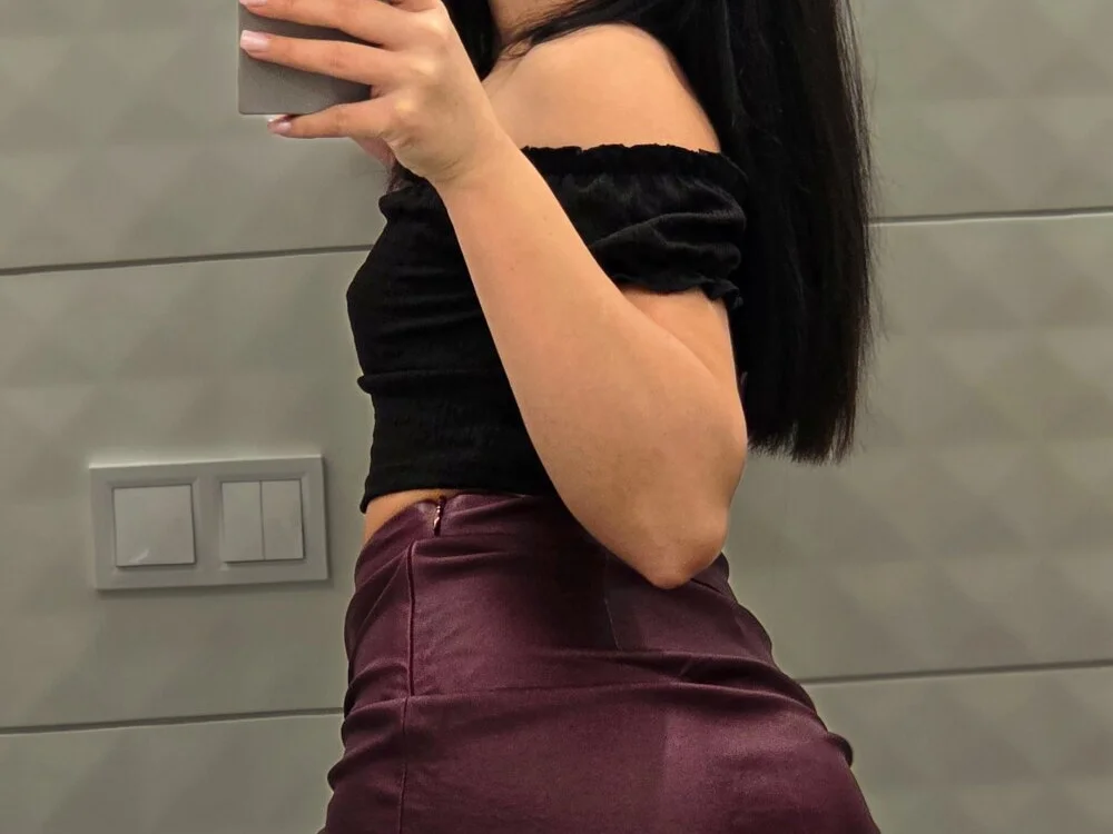 Offline XXX chat LeaLyenn