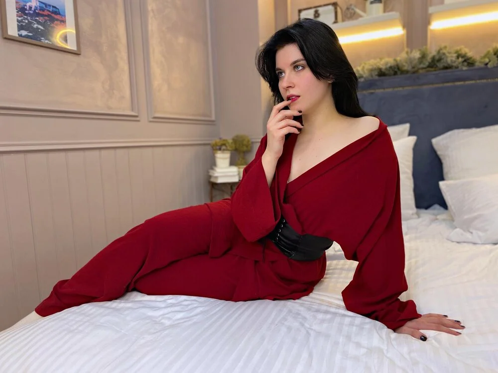 Milana_Bold Offline XXX-chat