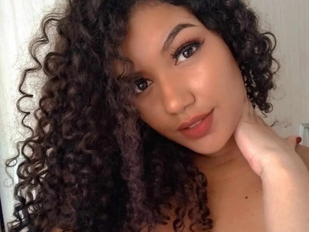 Rafinhaa_04's Offline XXX Chat