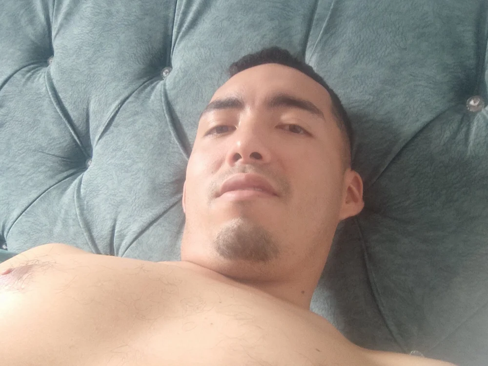 JuCa97x's Offline Chat Room