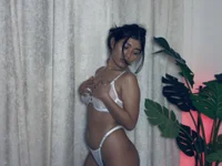 lovesweetash's webcam live show