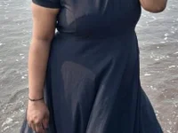 Hornyreshma's Offline Chat Room