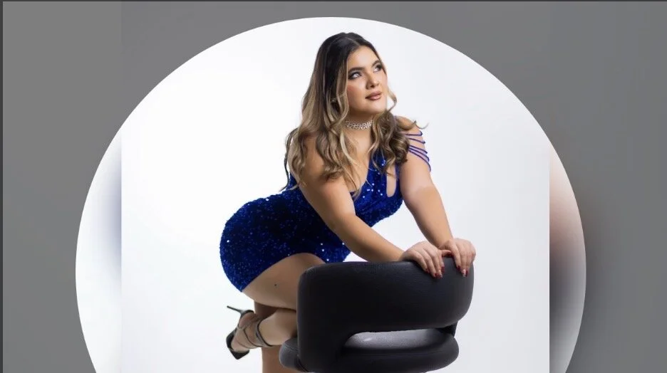 Chat +18 off-line de EVELIN_MASON