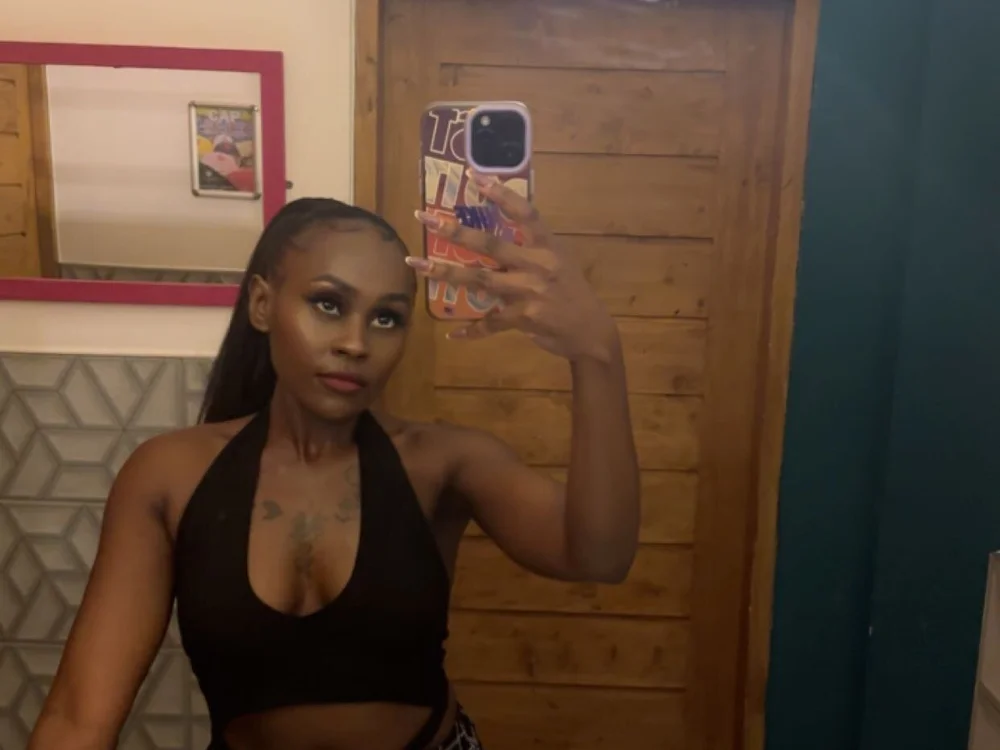 chloejyant offline chatrum