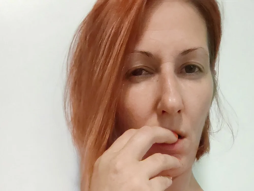Milf_Zoe offline chatrum