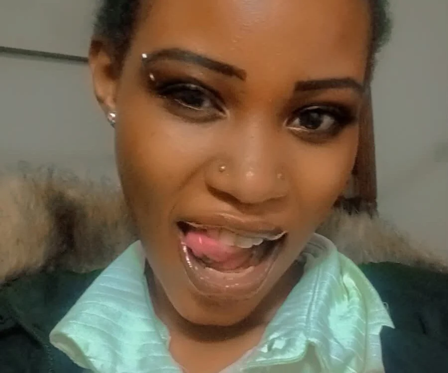 Chat +18 off-line de skinny_sexy24
