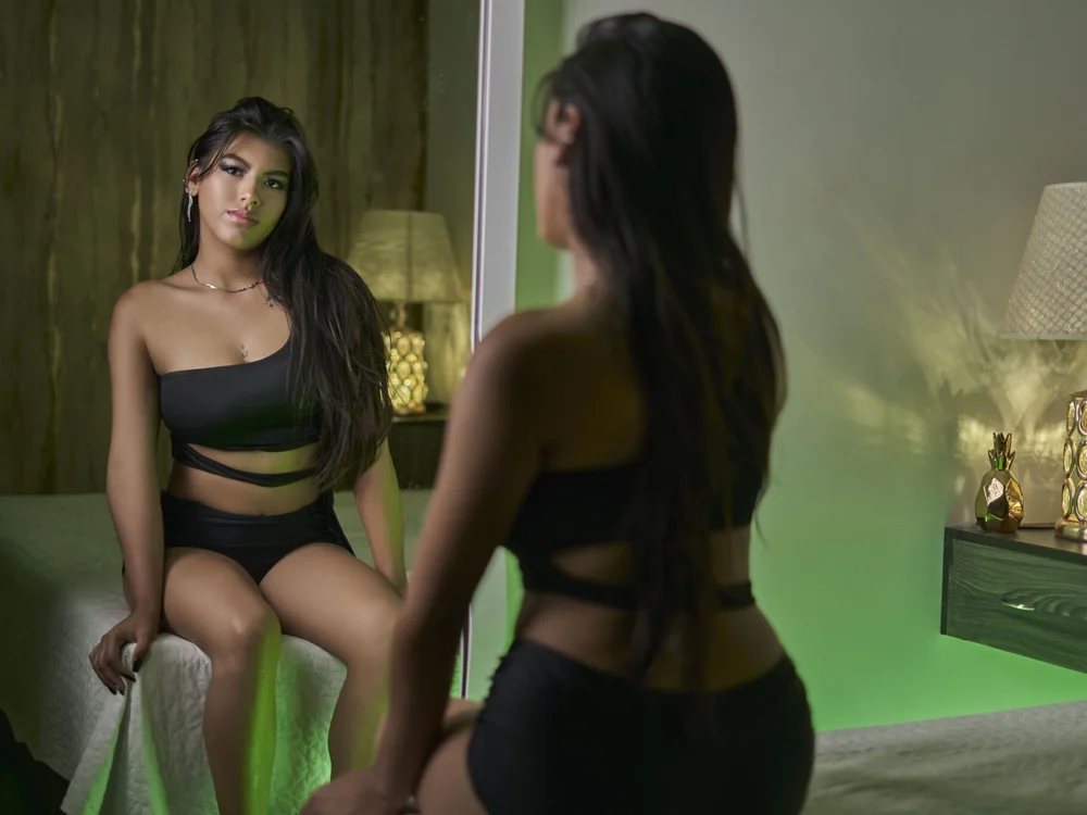 Mia_Wells_ offline chatrum