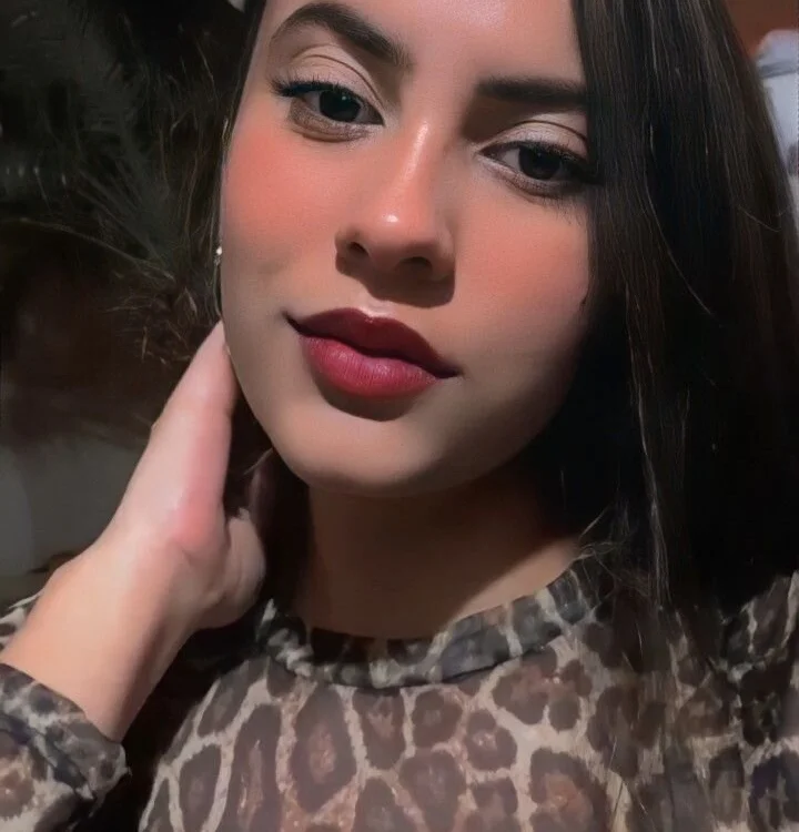 DG99zc