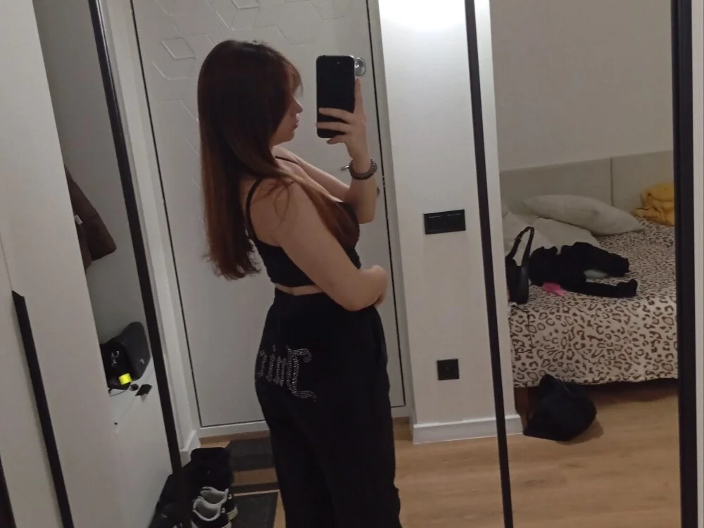 Lilu_May's Offline XXX Chat