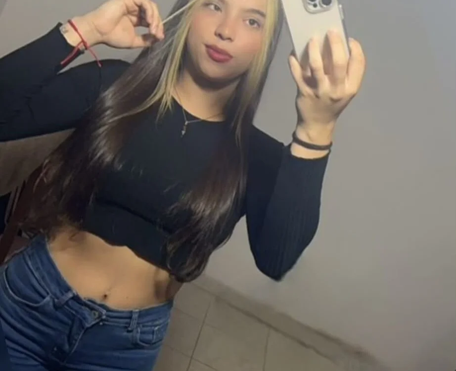AshleyX_X's Offline XXX Chat