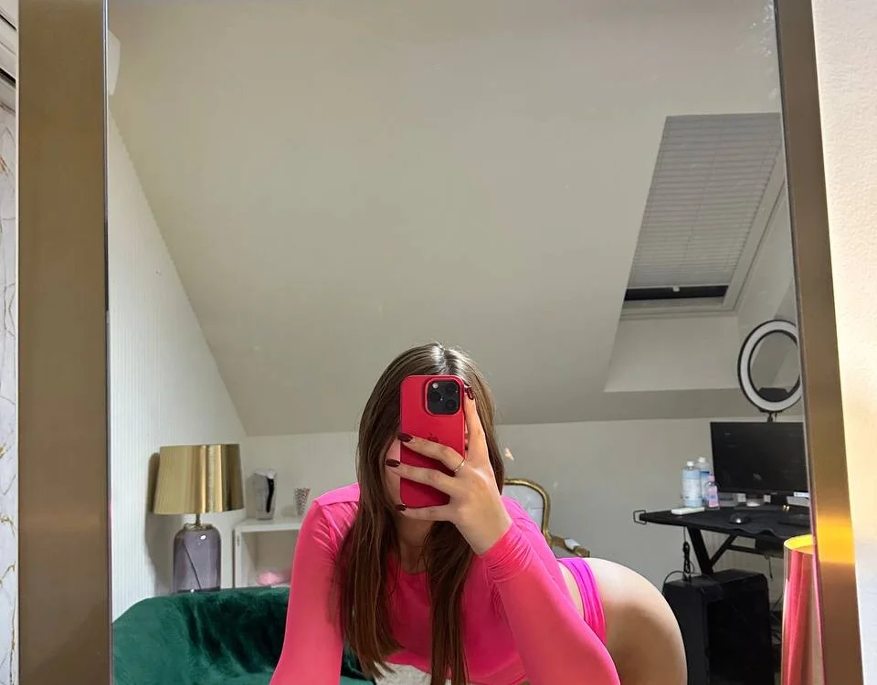 Amina_Doll offline chatrum