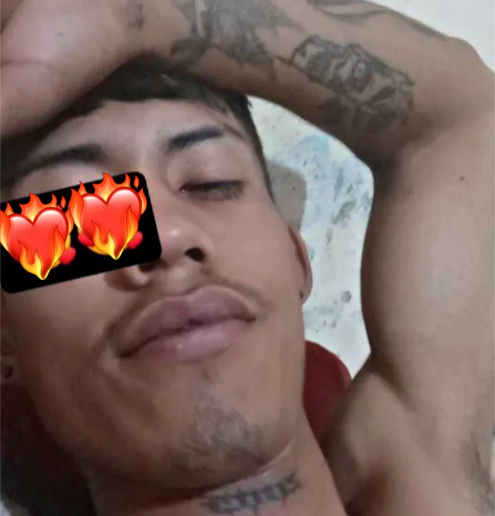 Chat +18 off-line de FanlikeSaxist