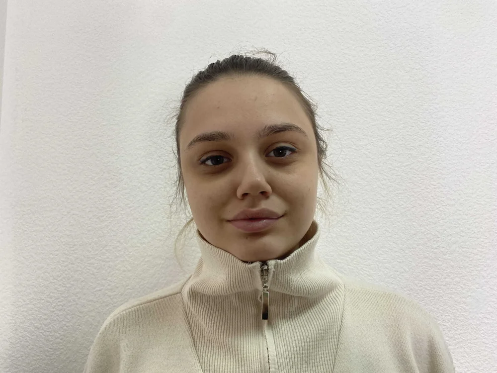 FionaOllin Adlı Modelin Çevrimdışı Sohbet Odası